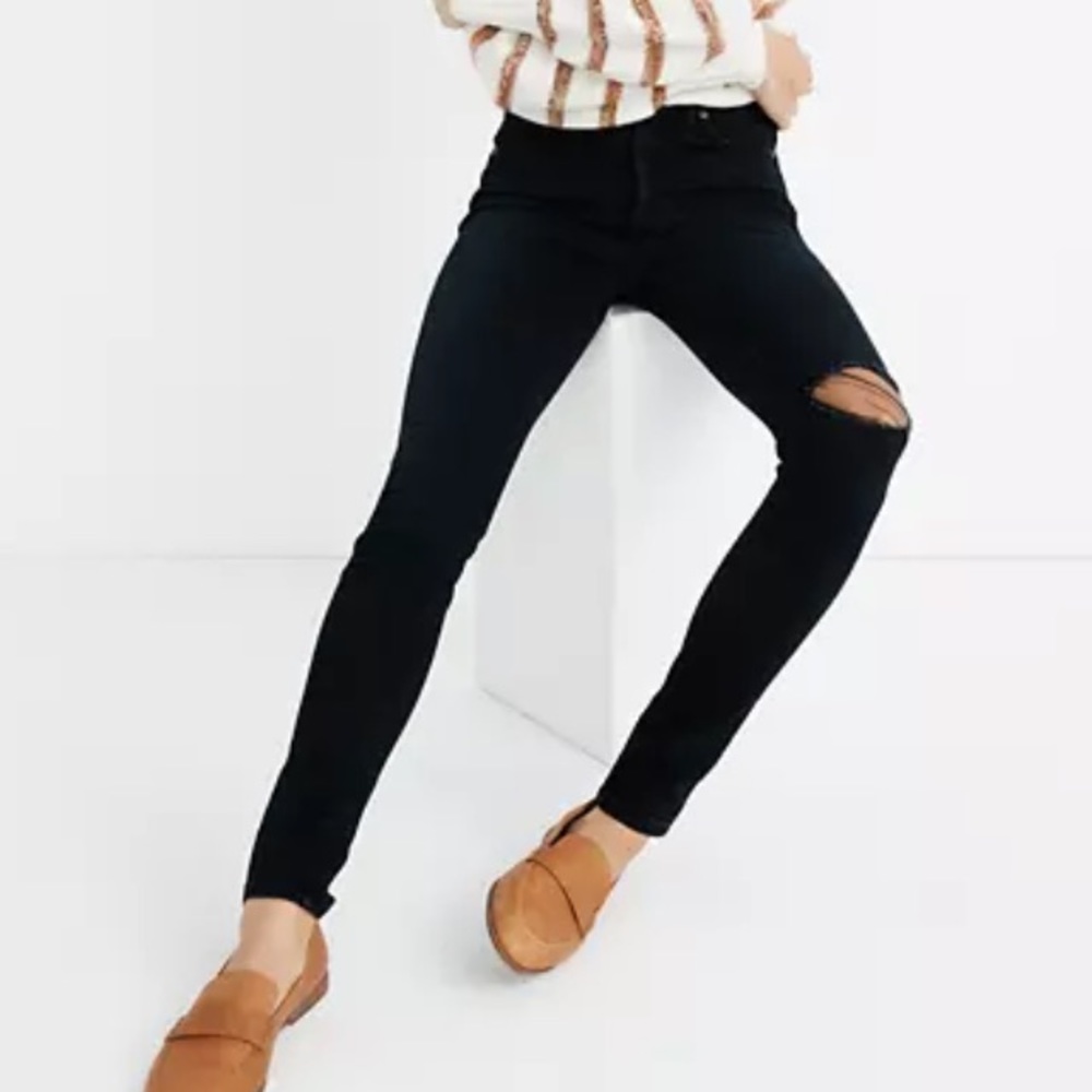 Madewell Skinny Jeans with Knee Rip